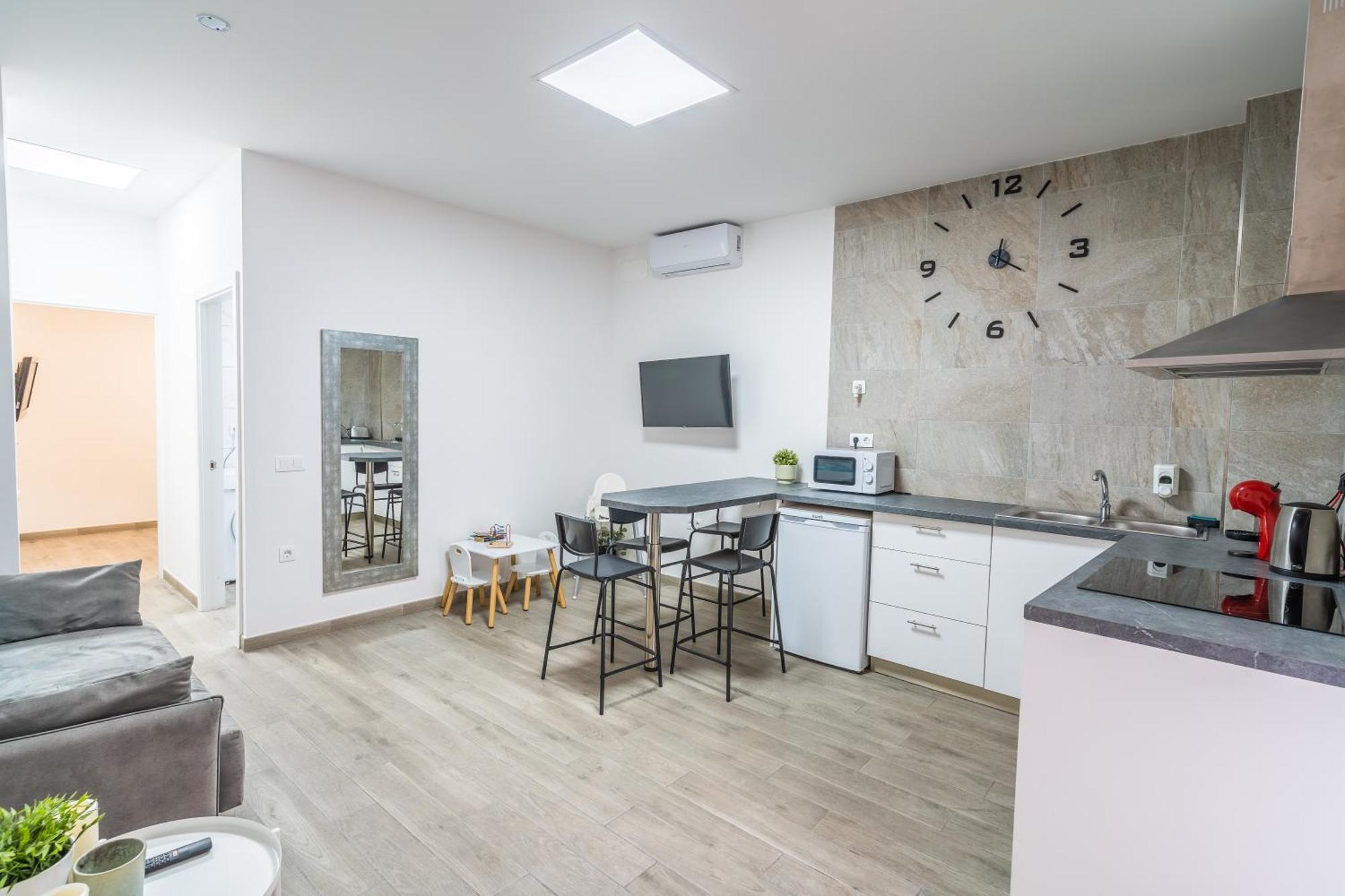 El Puente Holiday Home-Ii 8,1Kms Airport Ινχένιο Εξωτερικό φωτογραφία